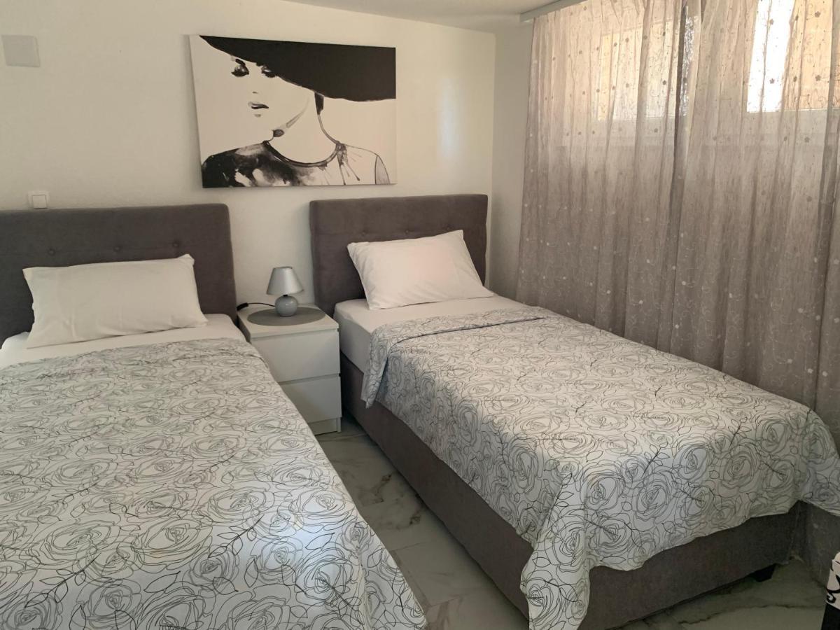 Apartments Albatross โนวาลยา ภายนอก รูปภาพ